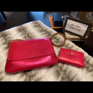 Louis Vuitton Thompson Street & Kiss lock wallet